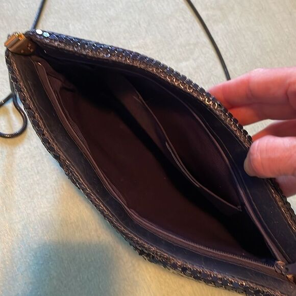 Vintage Aluminum mesh shoulder bag or clutch made in Hong Kong 10” x 6” zipper - Picture 6 of 14